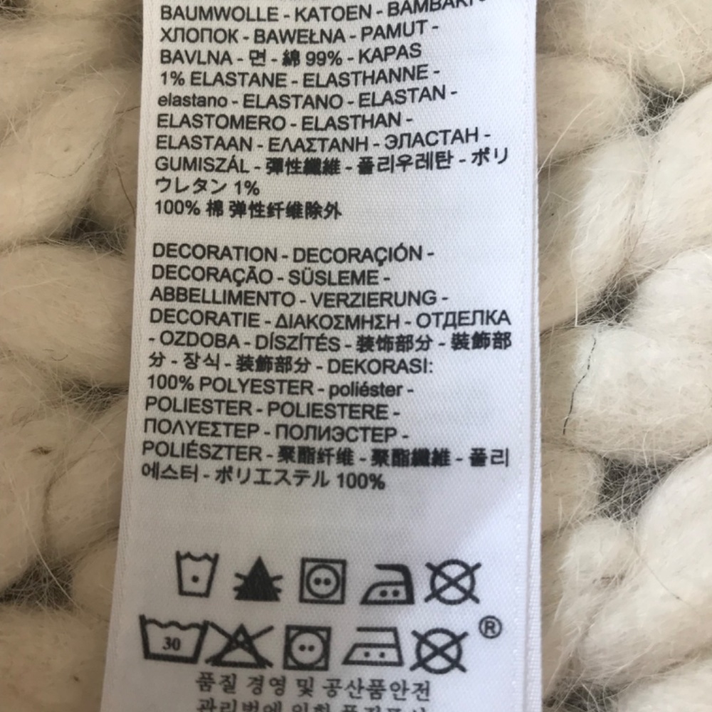 NEW Levi's Limited Edition Poppy Embroidered Jeans 26 - Picture 11 of 13